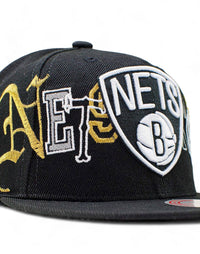 Mitchell & Ness - MEN'S NBA BROOKLYN NETS HYPE TYPE SNAPBACK CAP