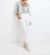 Bella Dahl - Clean Hidden Placket Top