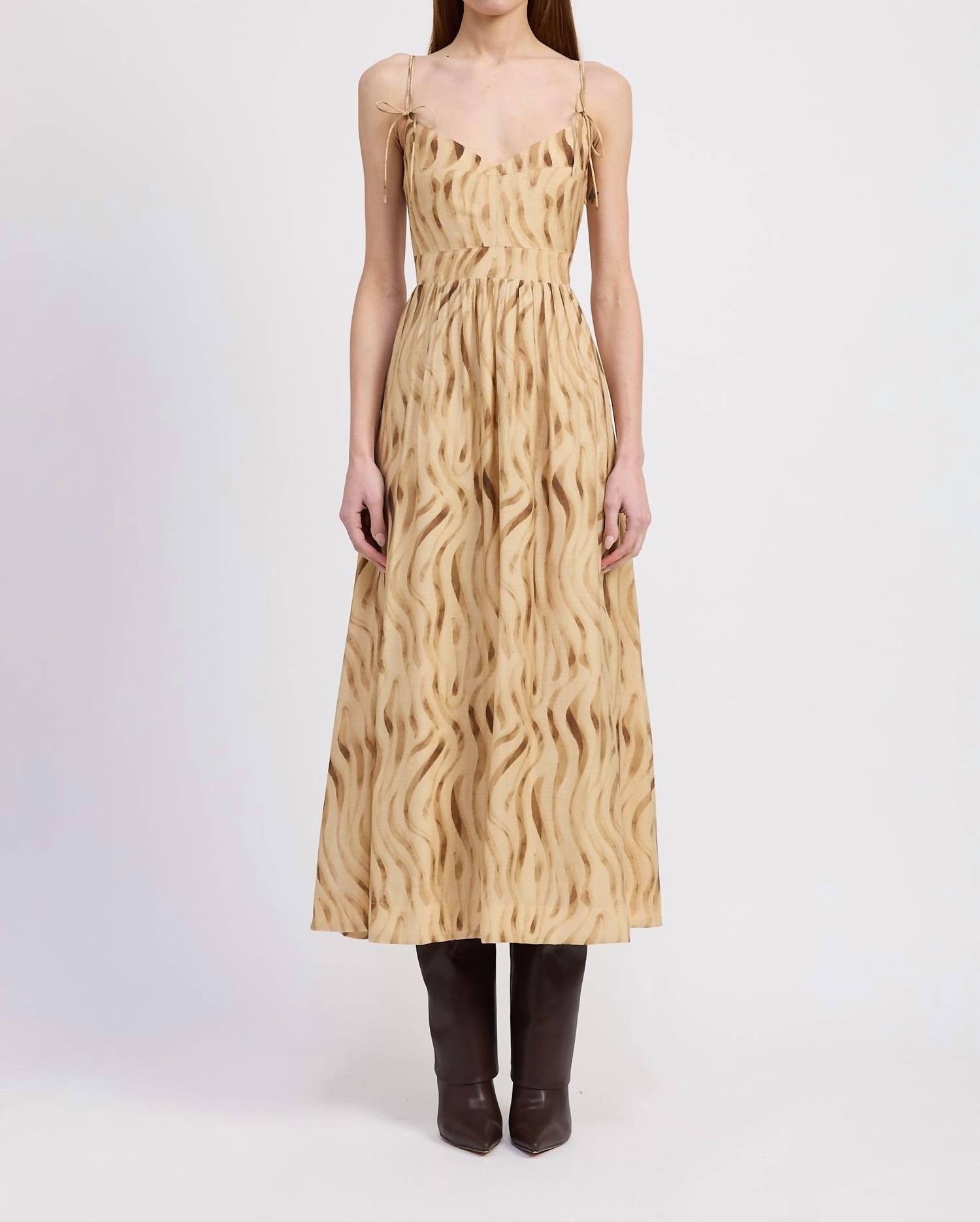 En Saison - Avayah Midi Dress