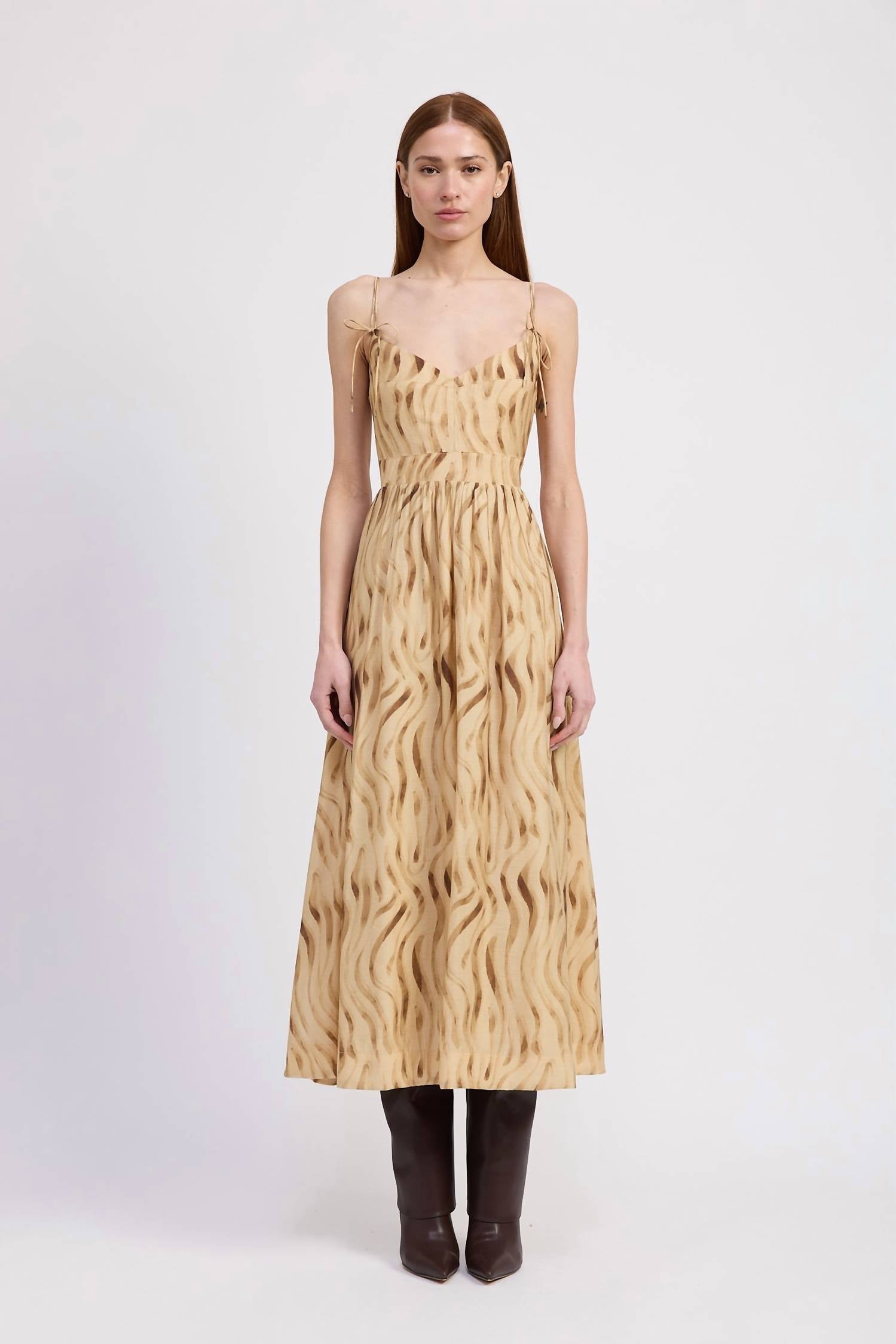 En Saison - Avayah Midi Dress