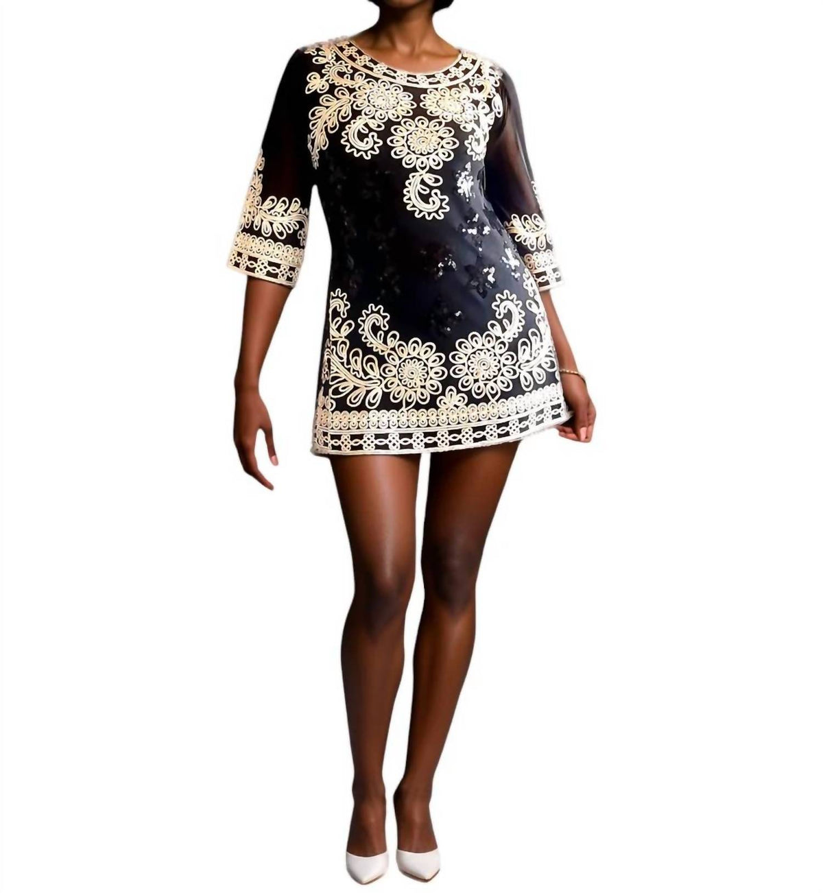 Step In Style - Hilo Filigree Print Top