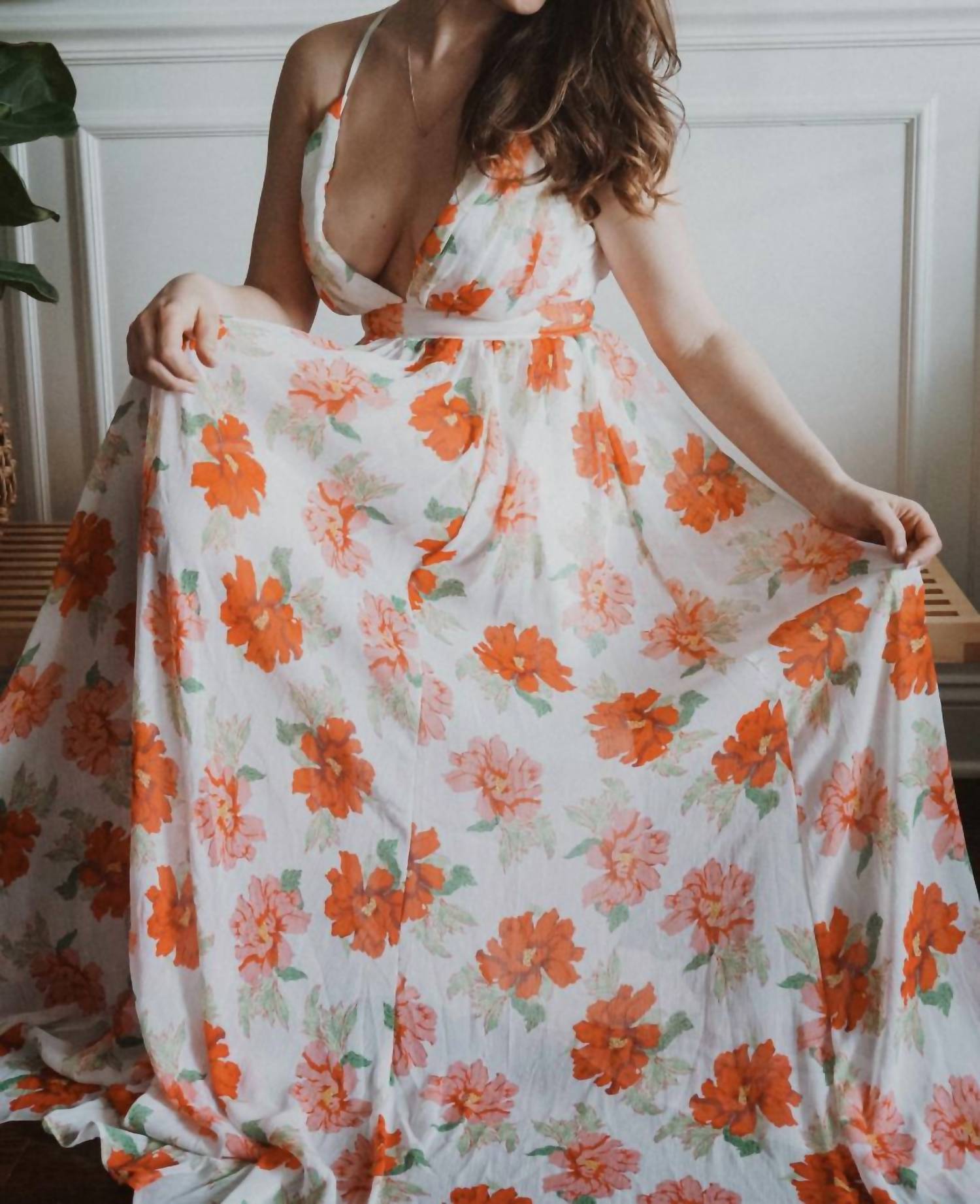 The Clothing Company - Front Pleats Detail Maxi Flower Dress