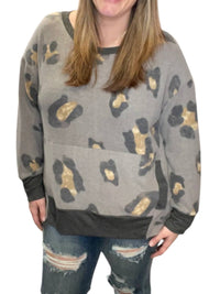 Honeyme - Leopard Kangaroo Pocket Sweater