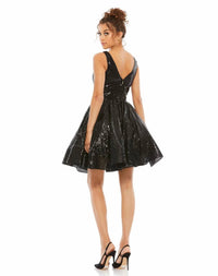Mac Duggal - Classic V-neck Flutter Dress