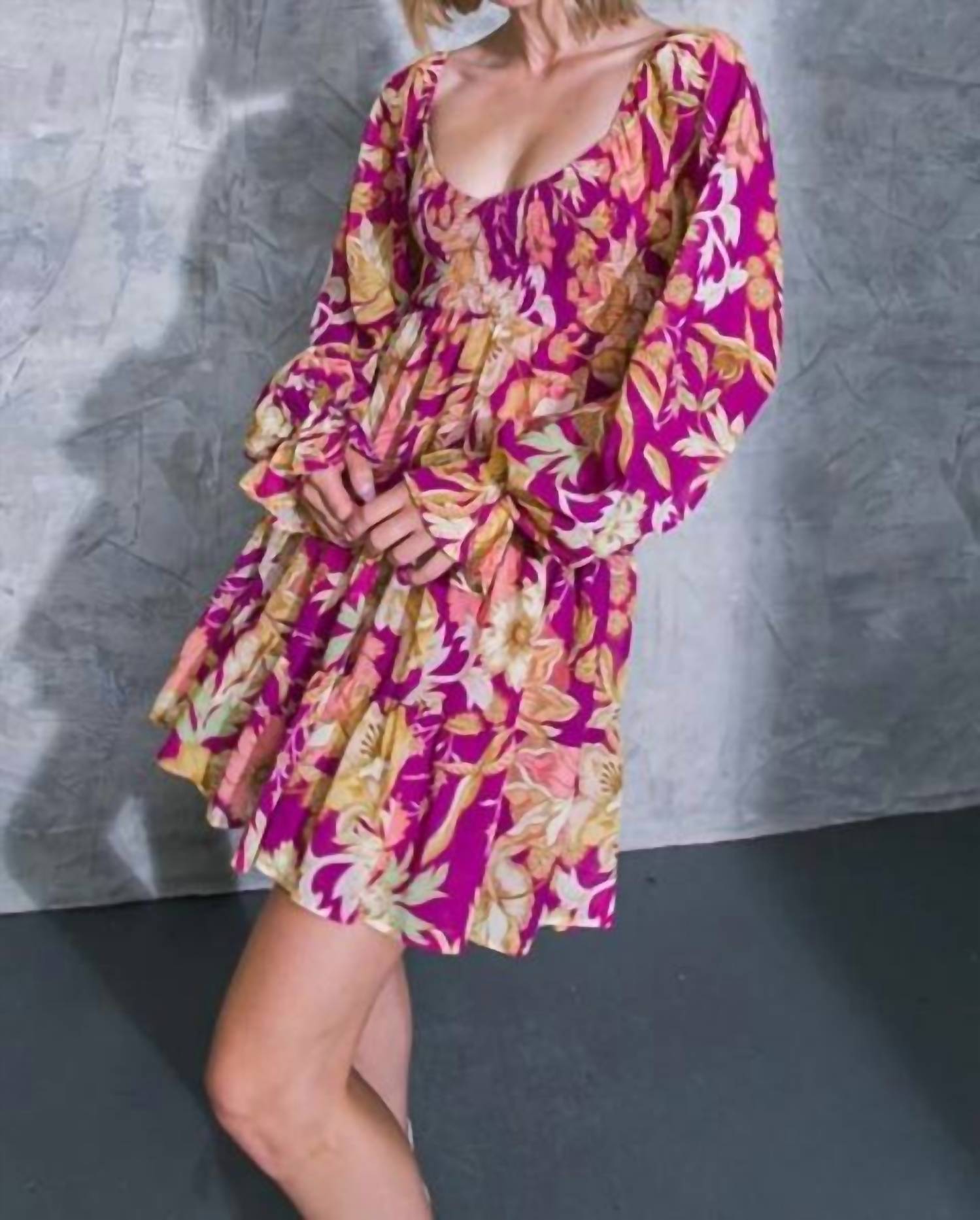 Flying Tomato - Rhea Sweetheart Neckline Smocked Mini Dress