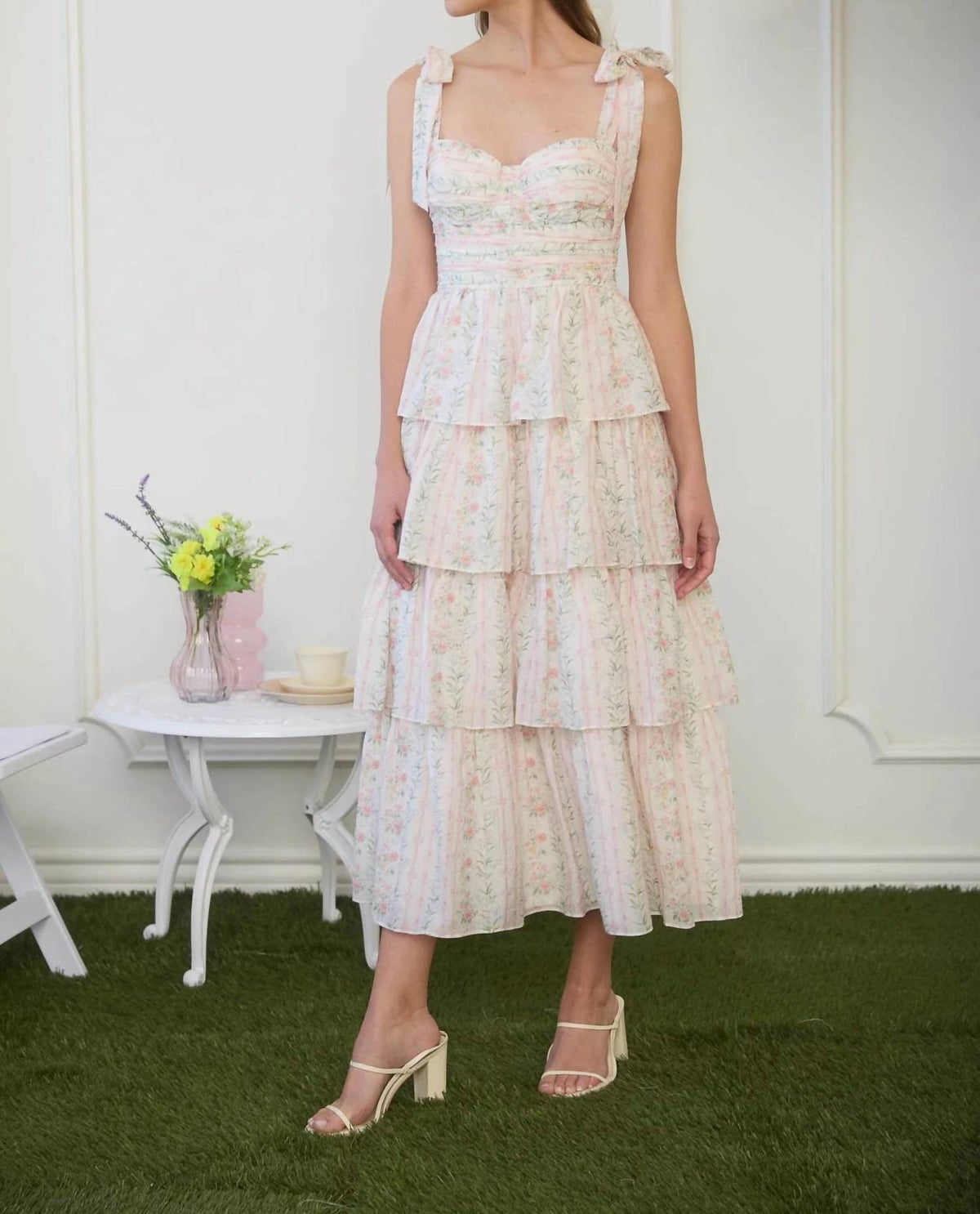 Zoe And Claire - Floral Tiered Midi Dress