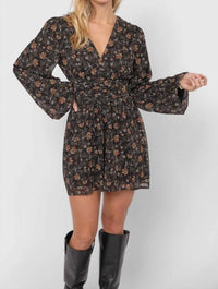 Sadie & Sage - Timeless Flowy Romper