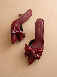 Oasis Society - Women's Jane Bow Kitten Heel