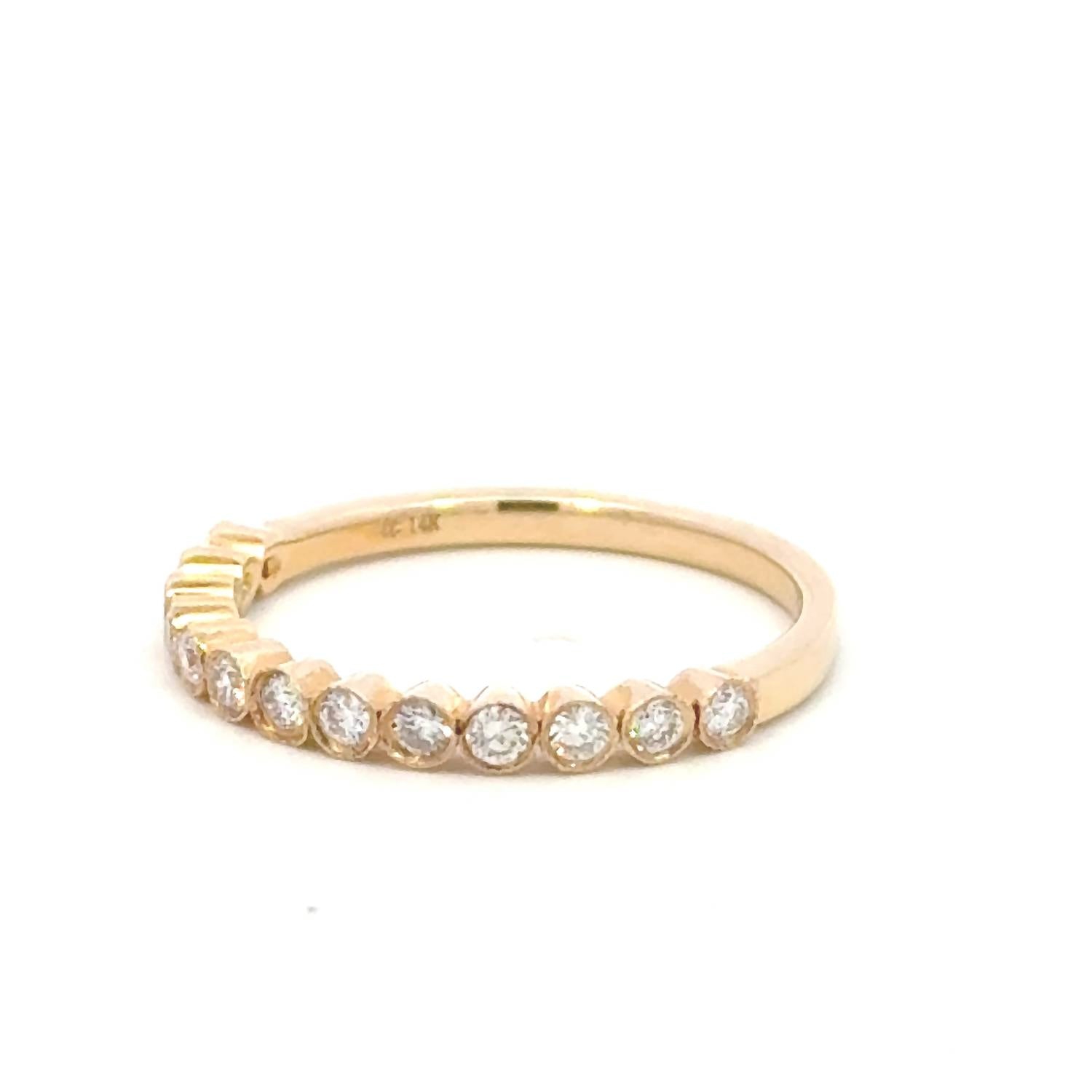 Aamiaa - 0.30 Carat Natural Diamond Round Brilliant And Baguette Band Ring