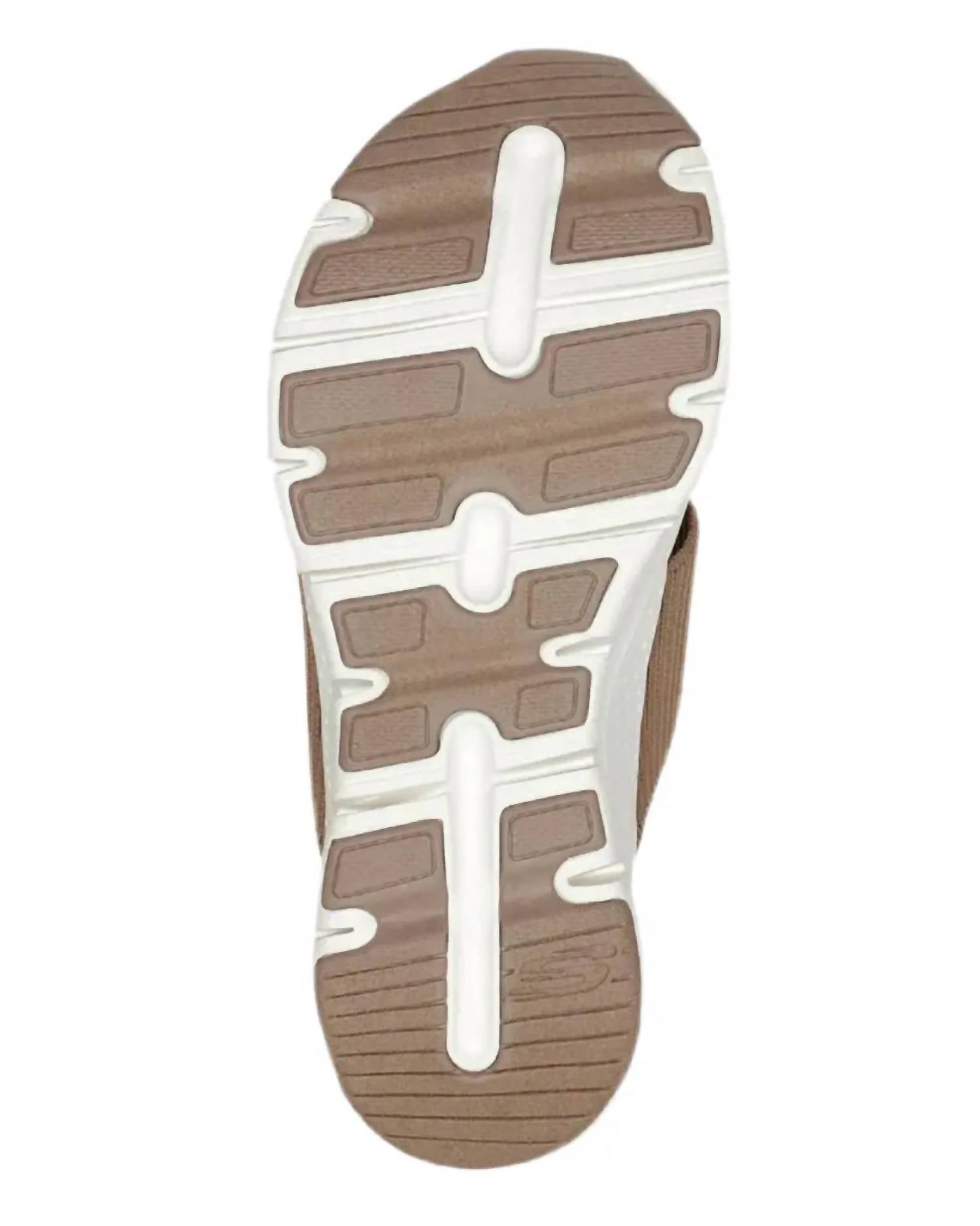 Skechers - Women's Arch Fit- Easy Day Sandal