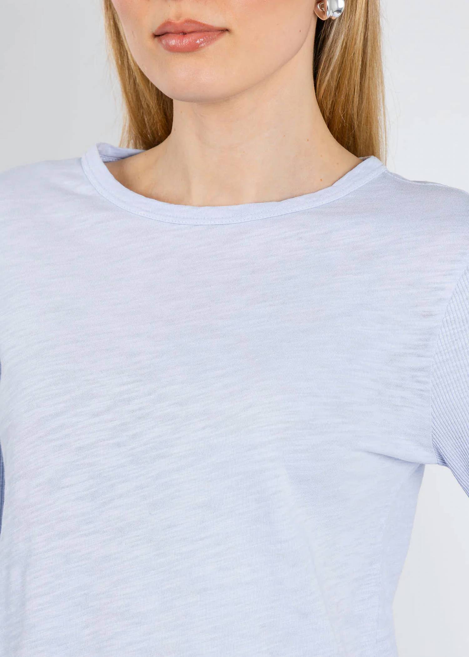 Elliott Lauren - Caroline Crewneck Tee With Rib Sleeve And Gusset