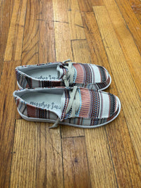 Gypsy Jazz - Women's Hip 4 slip on sneakers