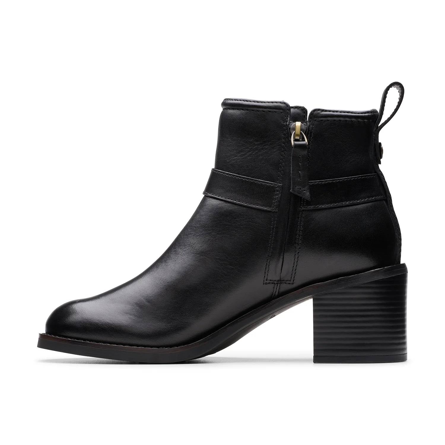 Clarks - Women's Chamberly Trim Ankle Boot