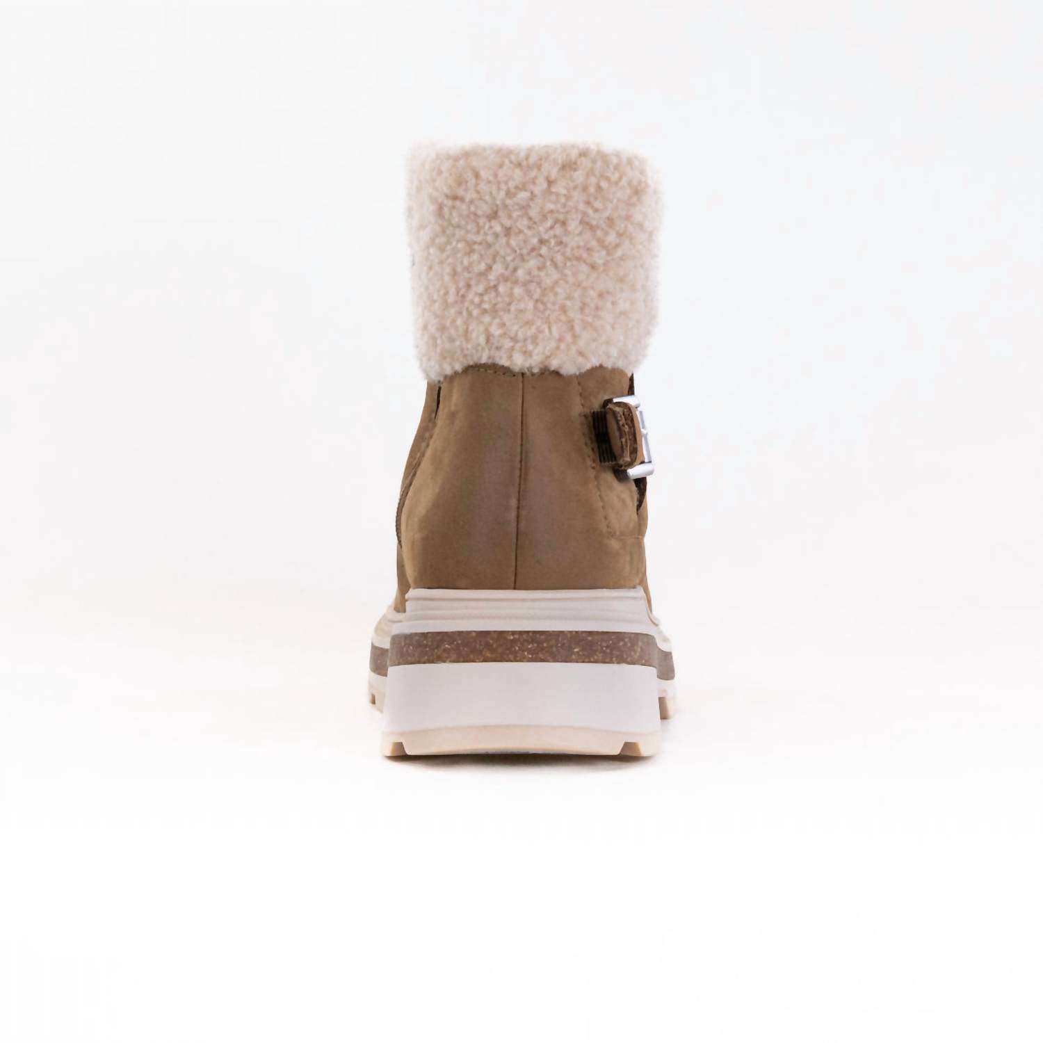 Clarks - Women's Hencroft Madi Waterproof Boots