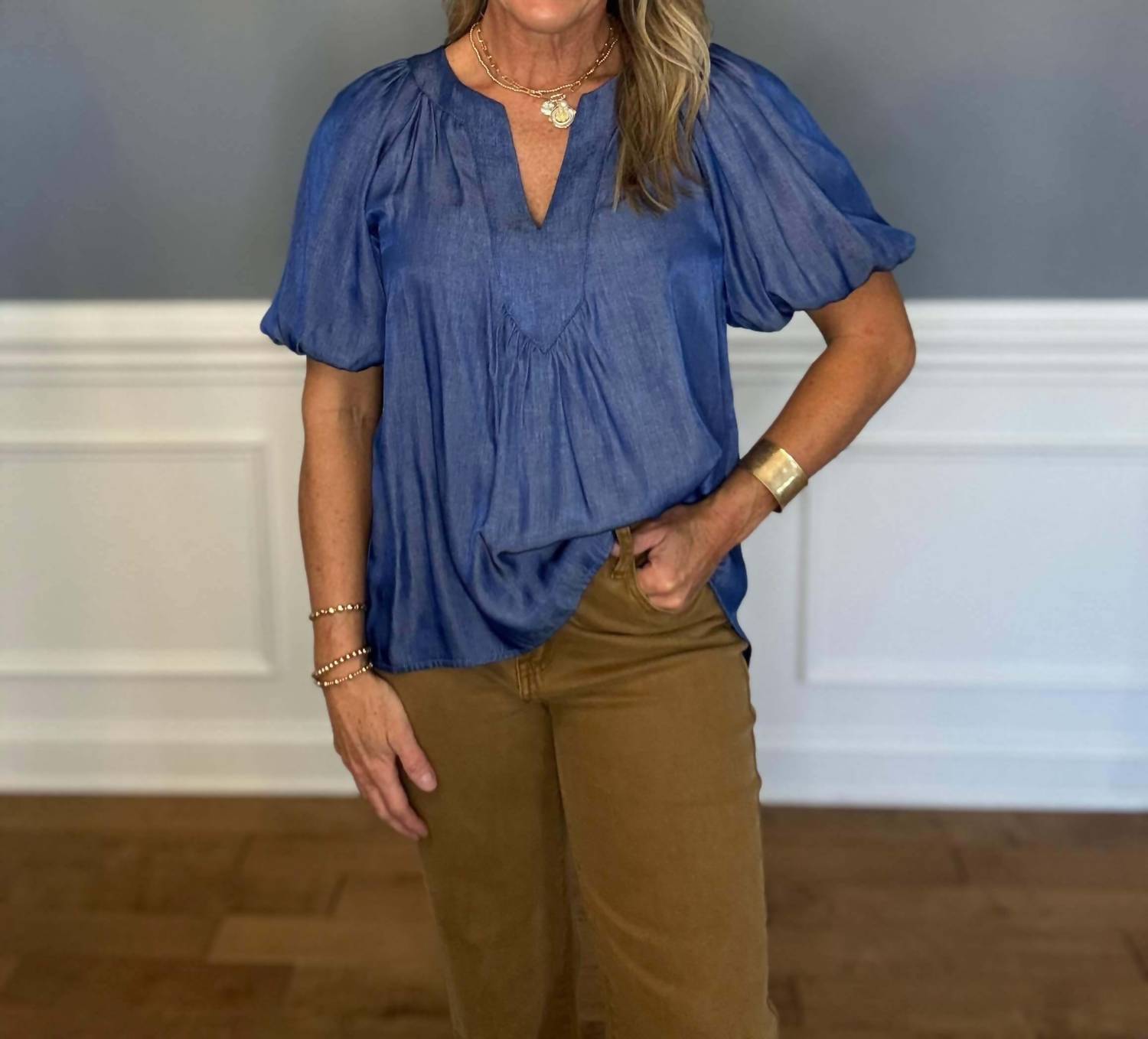 Glam - V-neck Balloon Sleeve
