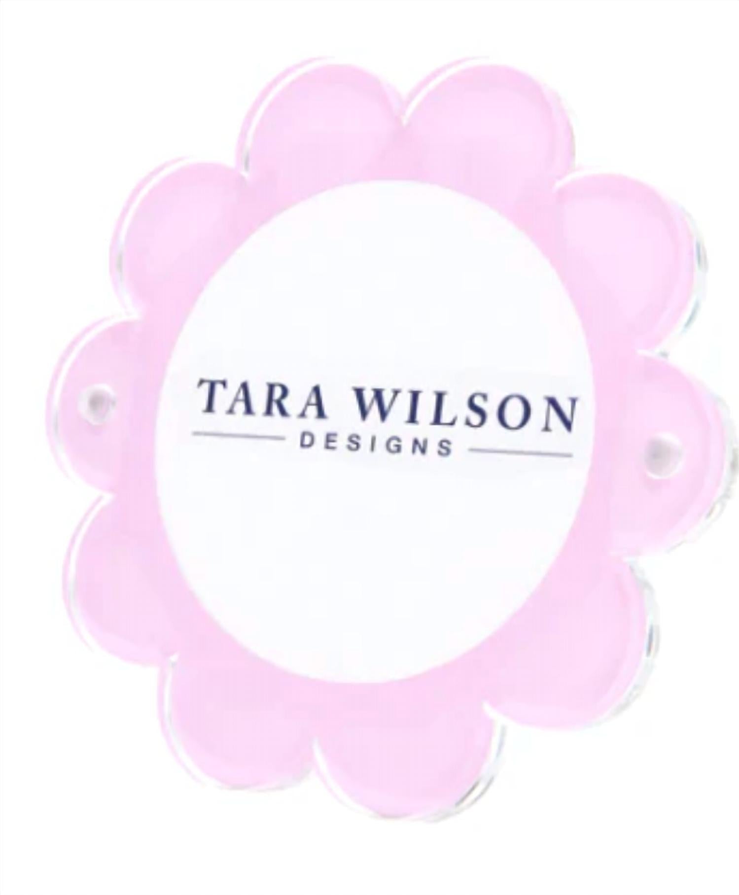 Tara Wilson Designs Daisy Acrylic Frame in pastel pink - item