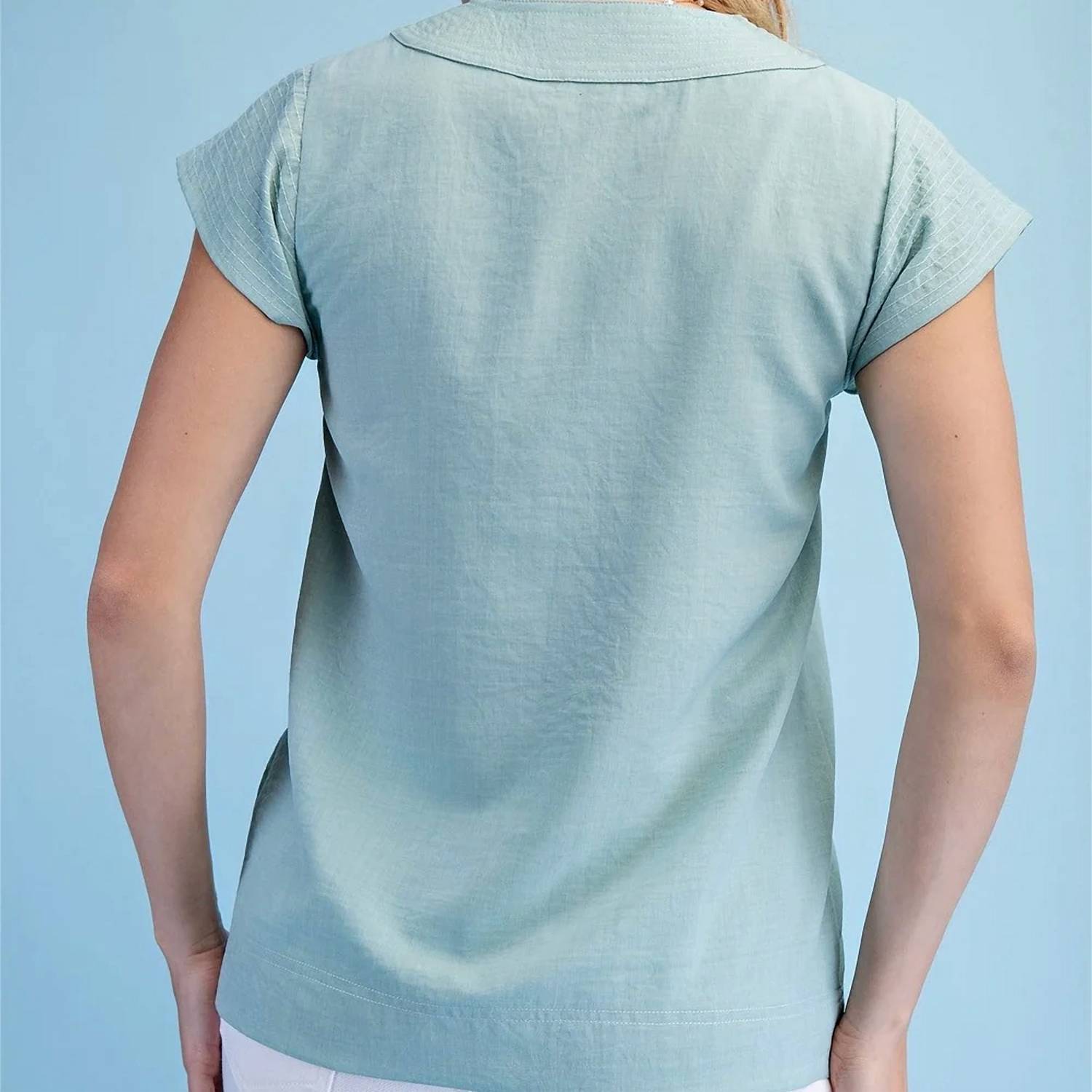 Gigio - Trapunto Stitched V Neck Blouse