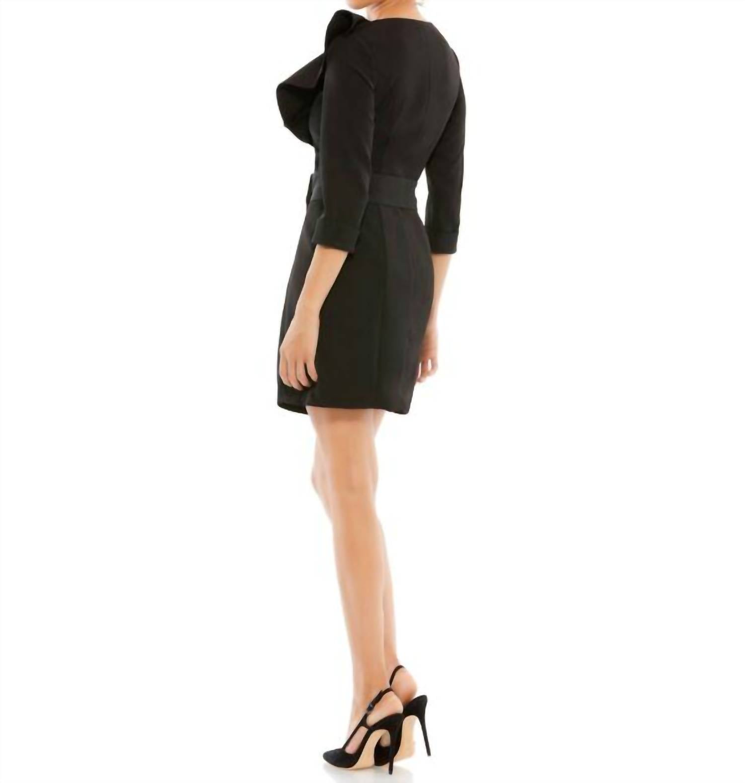 Mac Duggal - Ruffled Faux Tuxedo Blazer Style Mini Dress