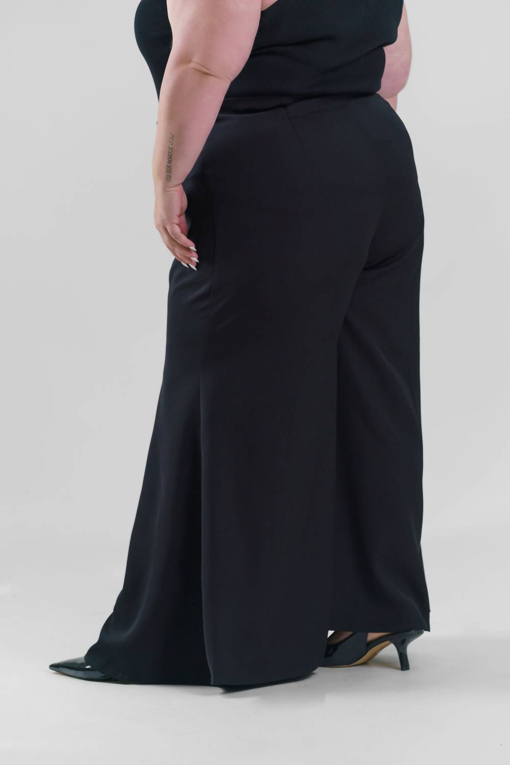 Adriana Contreras - Ultimate Wide Leg Pant - Plus Size