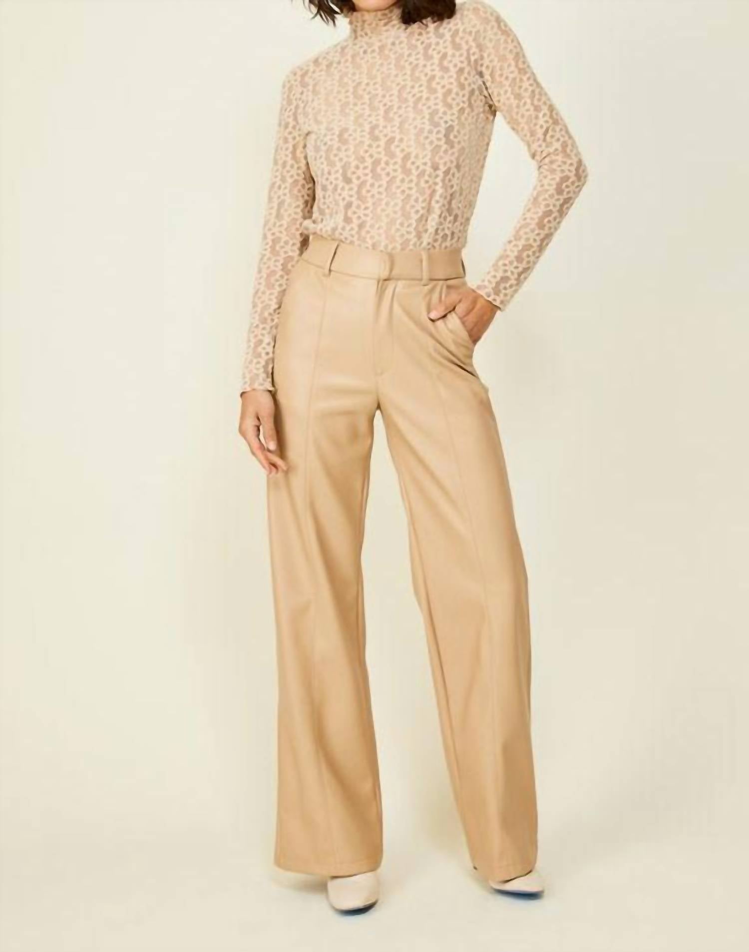 Line And Dot - Carmela Pant