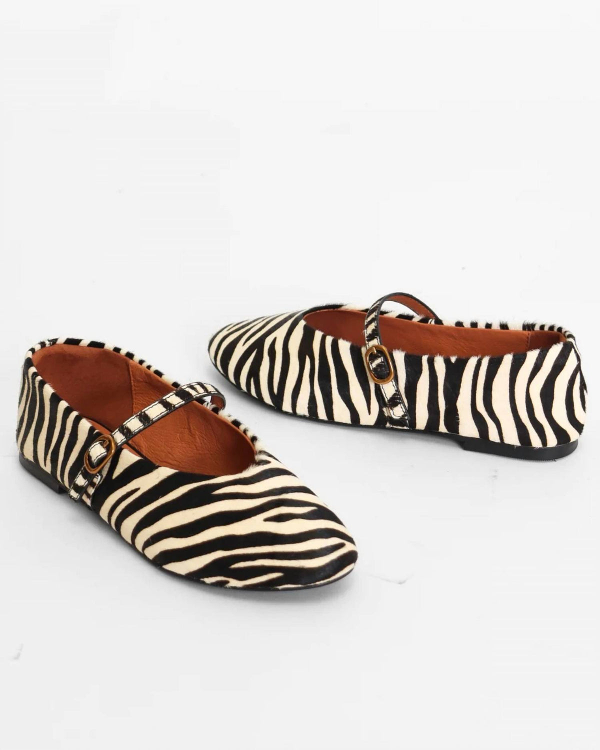 Intentionally Blank - Women's Larisa Calf Hair Mary Jane Flat