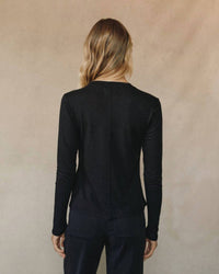 Bella Dahl Long Sleeve Crew Neck T-shirt in black - women's long sleeve top - detail view