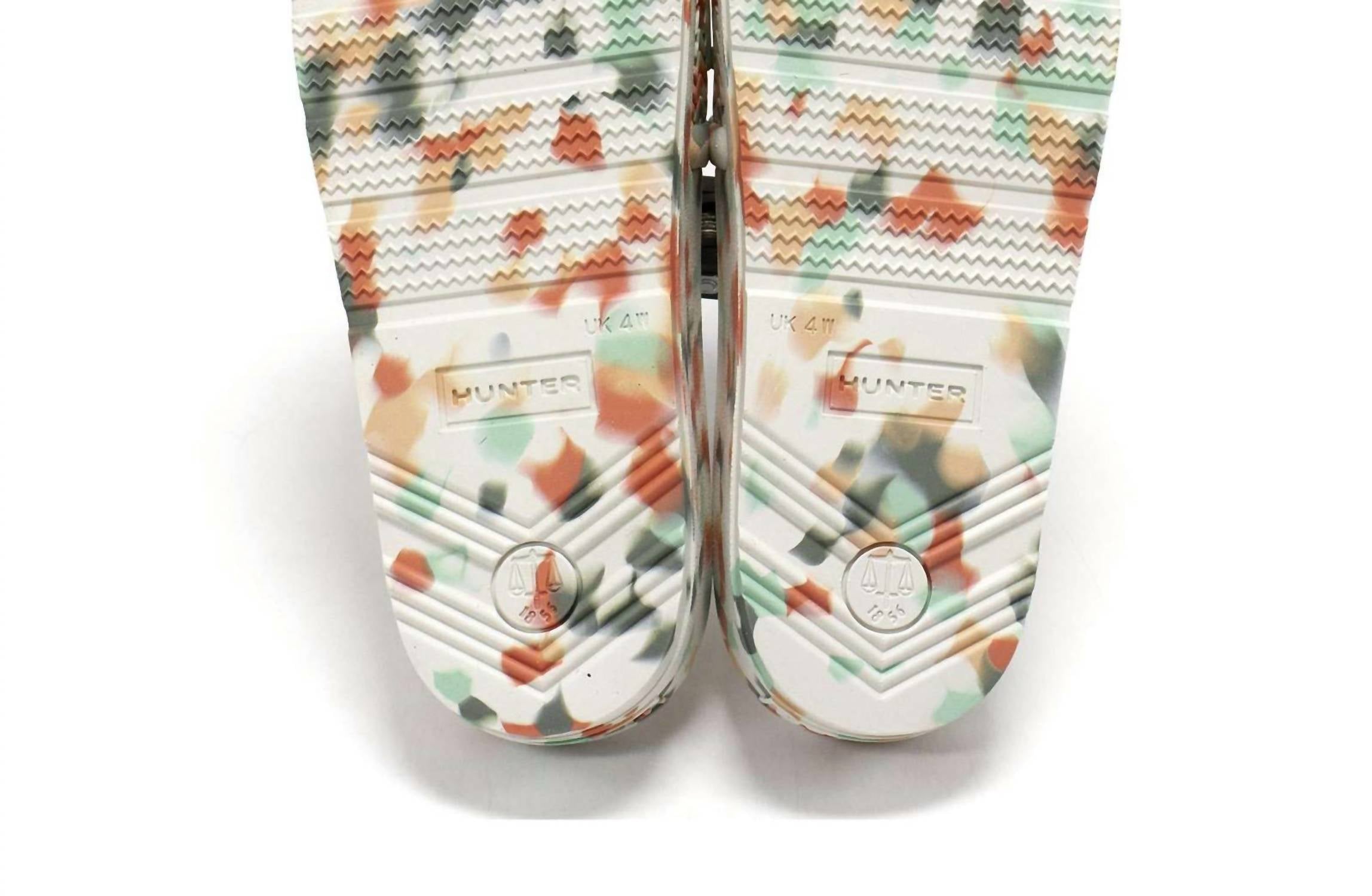 HUNTER Women's Bloom Algae Marble Slide Sandals in white - women's shoe - view 7