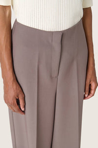 Soaked In Luxury - Corinne High-waisted Wide Legs Trousers