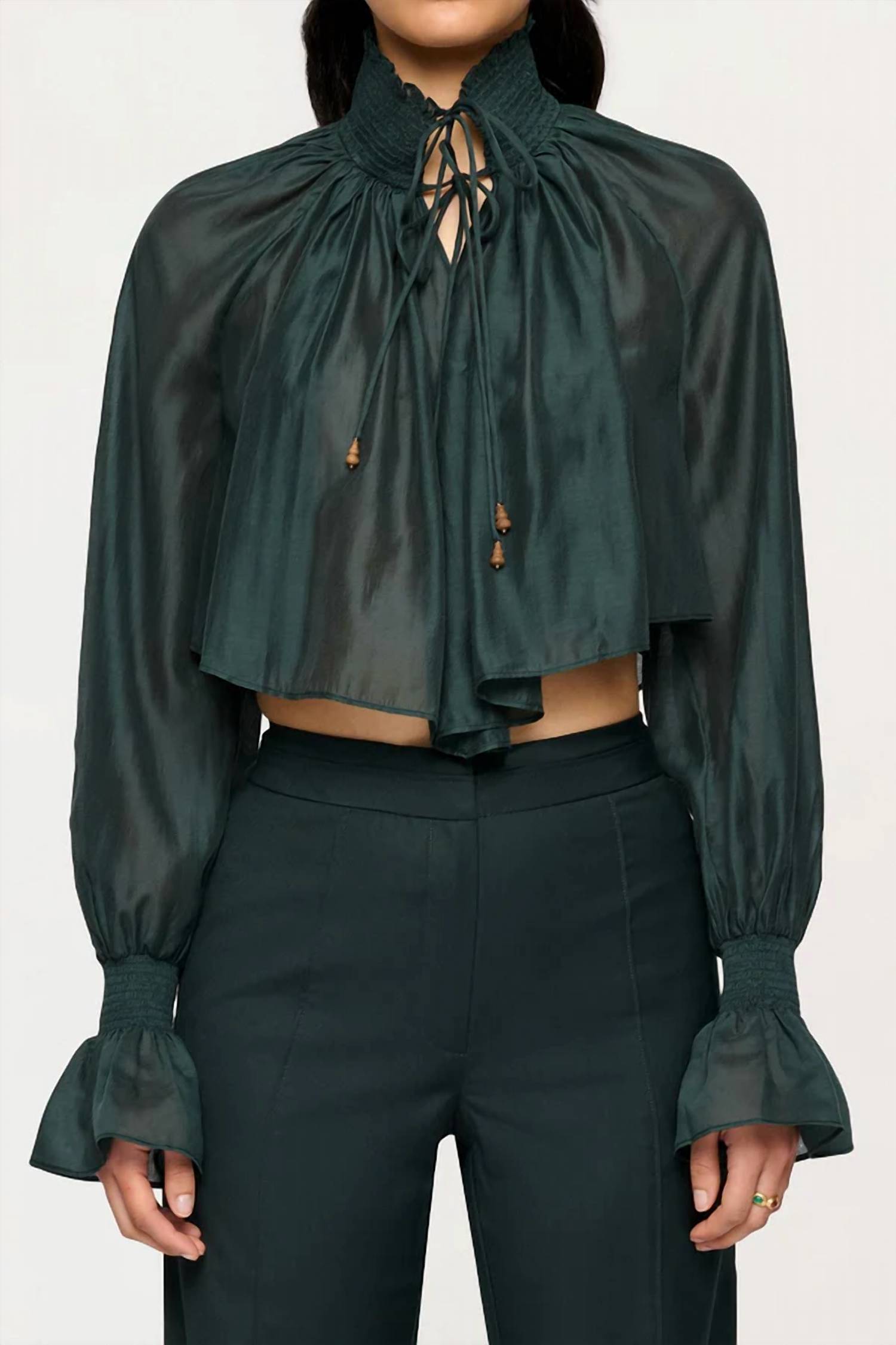 Clea - Laurel Cropped Shirt