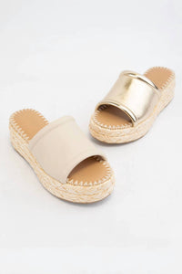 CCOCCI Women's Monte Platform Raffia Slip-on in beige - women's shoe - detail view