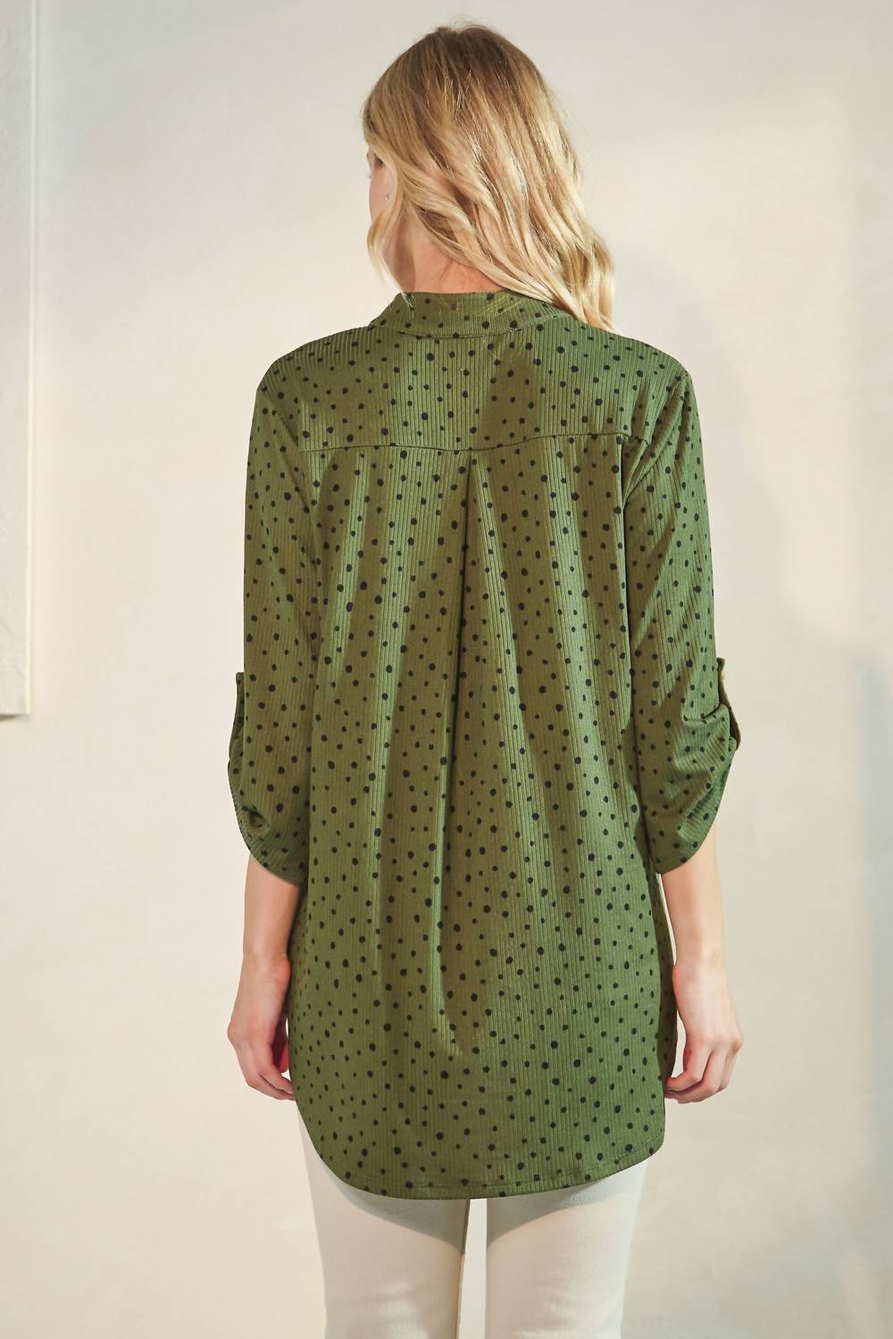 Heimish Usa - 3/4 Roll Up Sleeve Mandarin Collar Dot Top