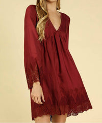 Honey Punch - Heaven's Touch Lace Dress