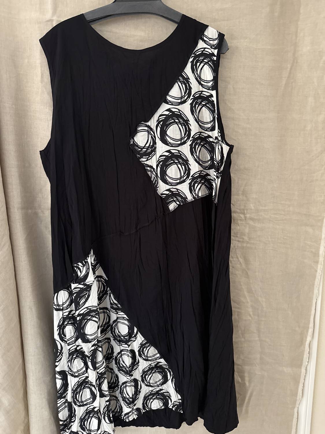 Shana Apparel Cirque Noir Dress in black cream - women's dress - detail view