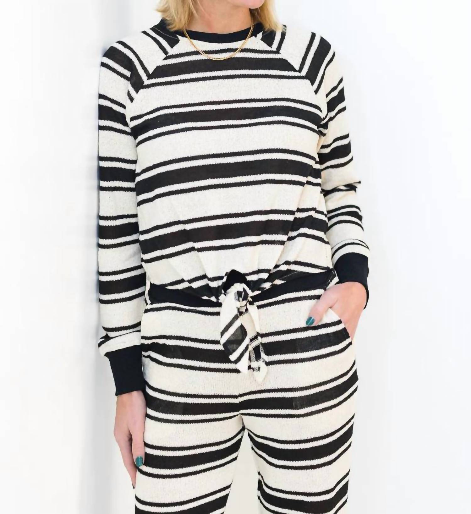 Sundays - Kade Pullover Top