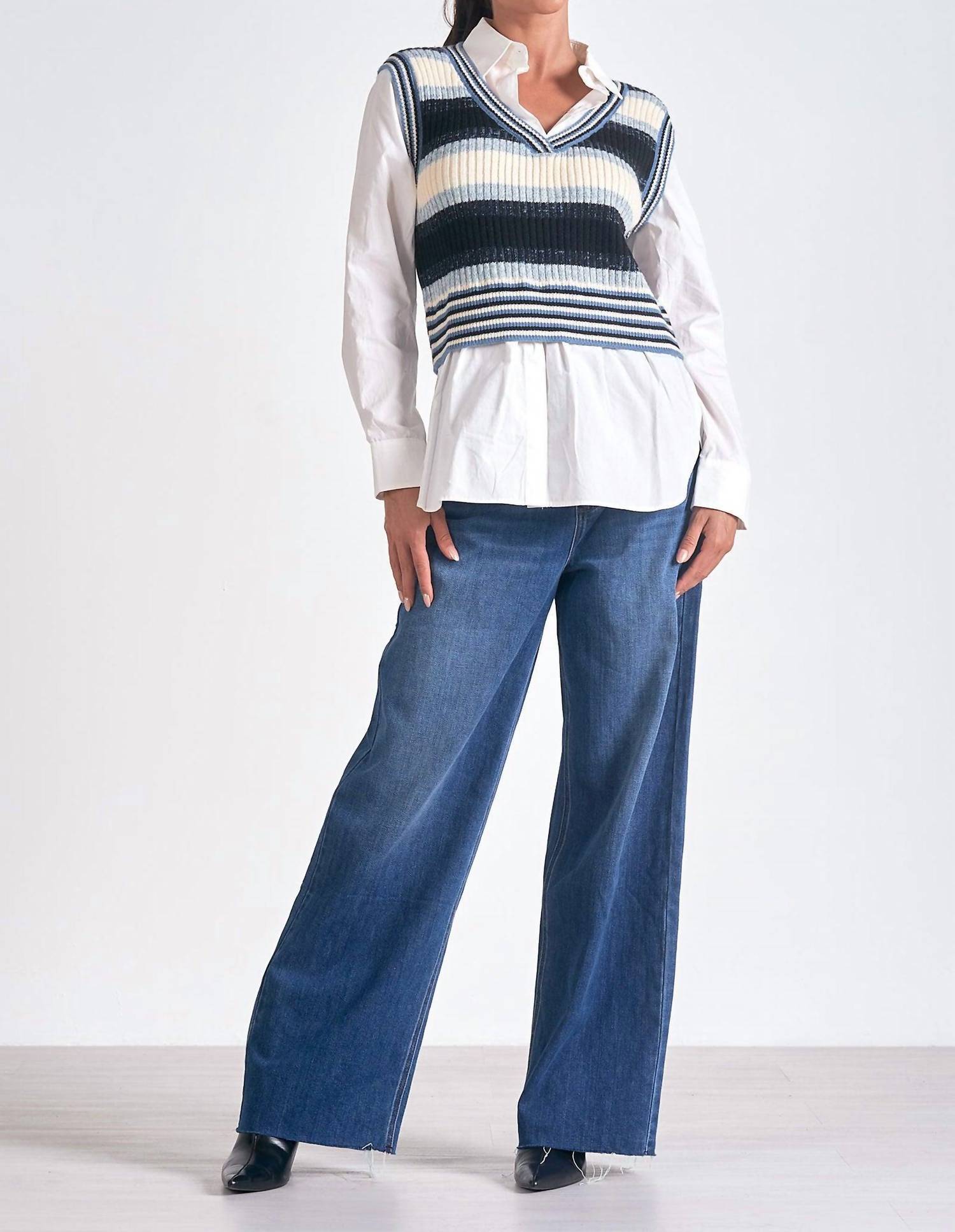 Elan - Kaia Sweater Vest Collar Top Set