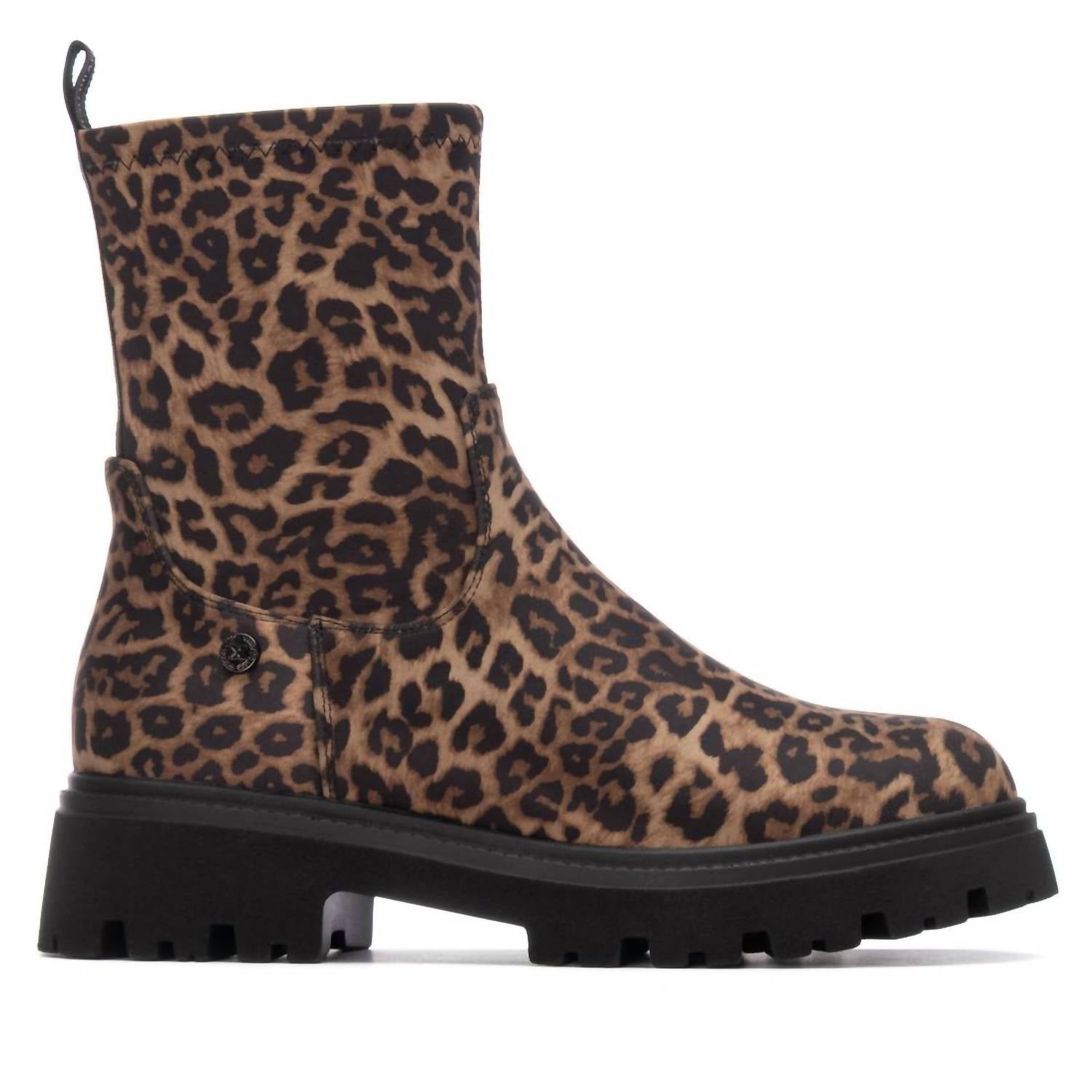 Xti - Women’s Round Toe 144657 Booties