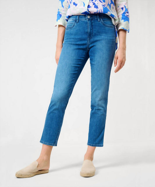Brax - Mary S Cropped Ultra Light Summer Jeans