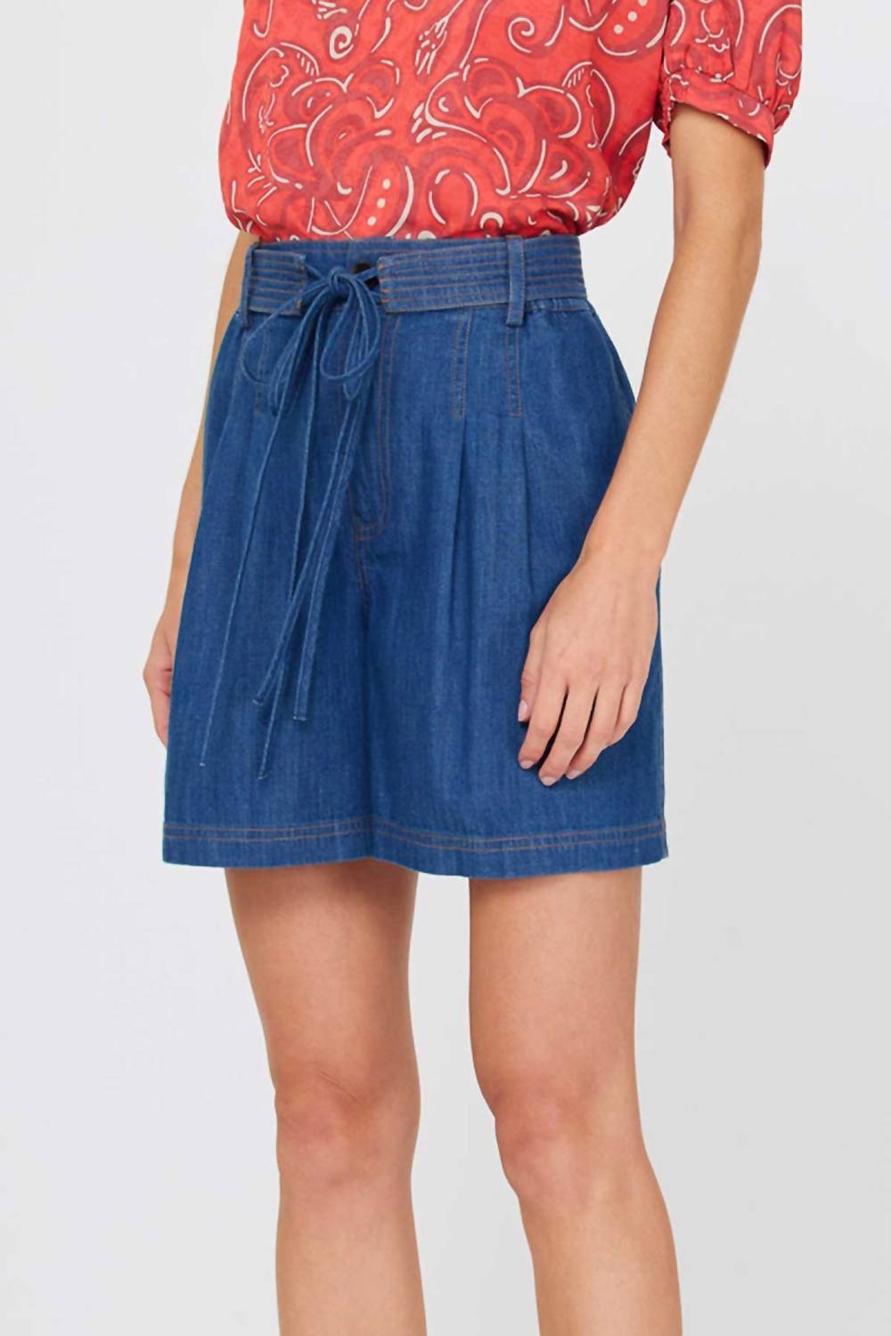 Current Air - Brenda Pleated Silhouette Denim Shorts