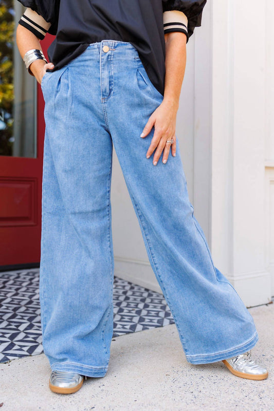 Risen - Pleated Denim Jeans