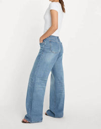 Good American - Good Ease Relaxed Jeans