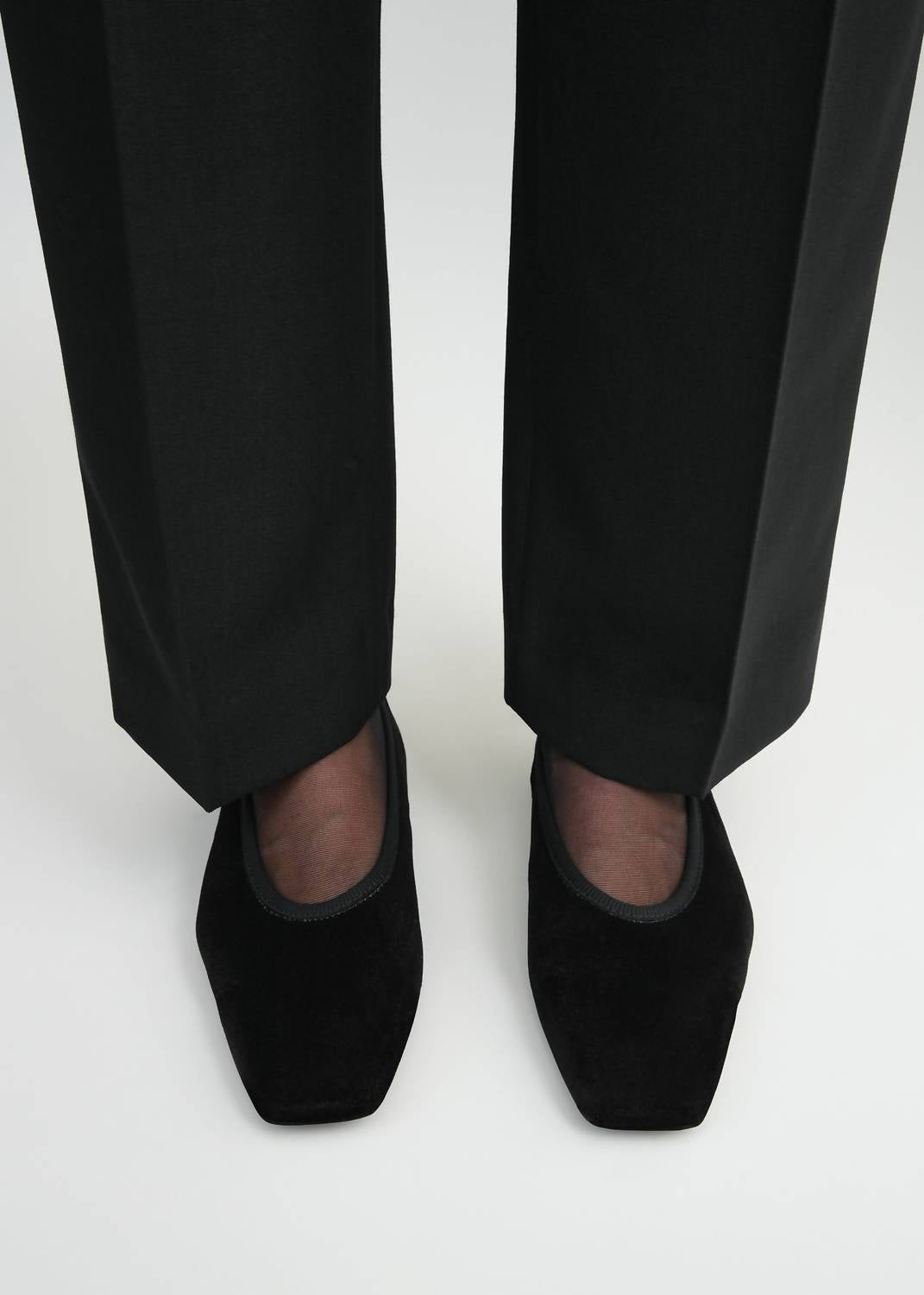 Toteme - Women's Minimalist Velvet Ballerina Shoes