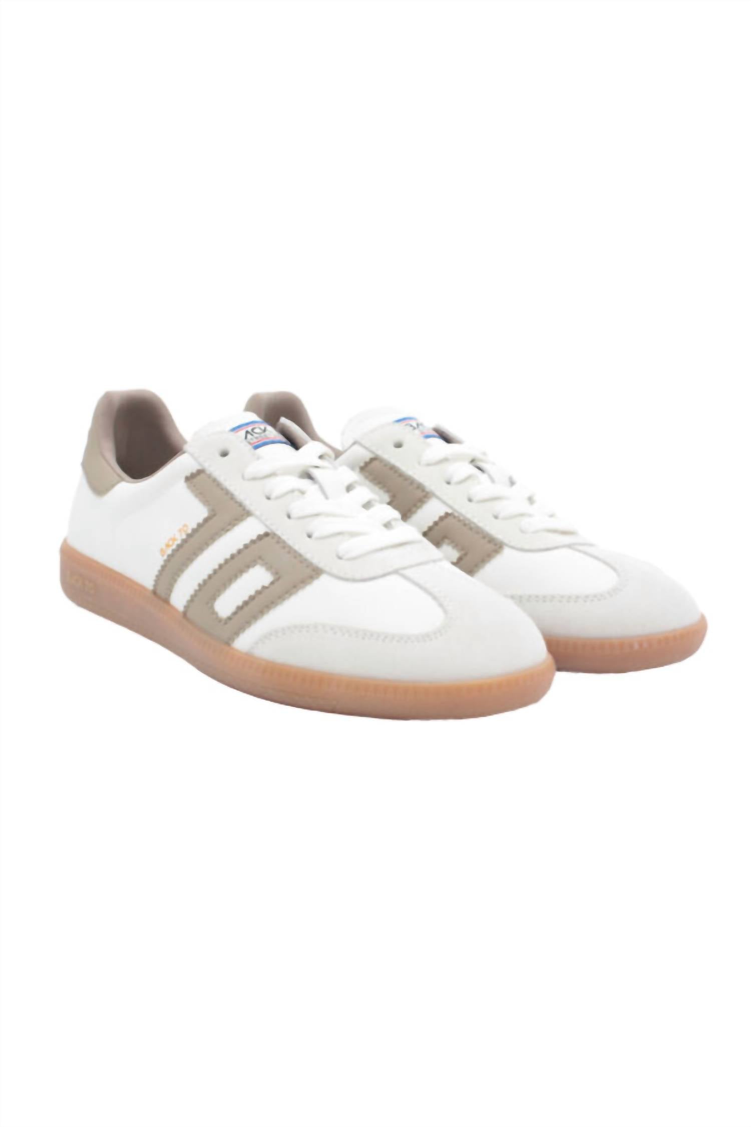 Back 70 - Women's Ghost Sneaker