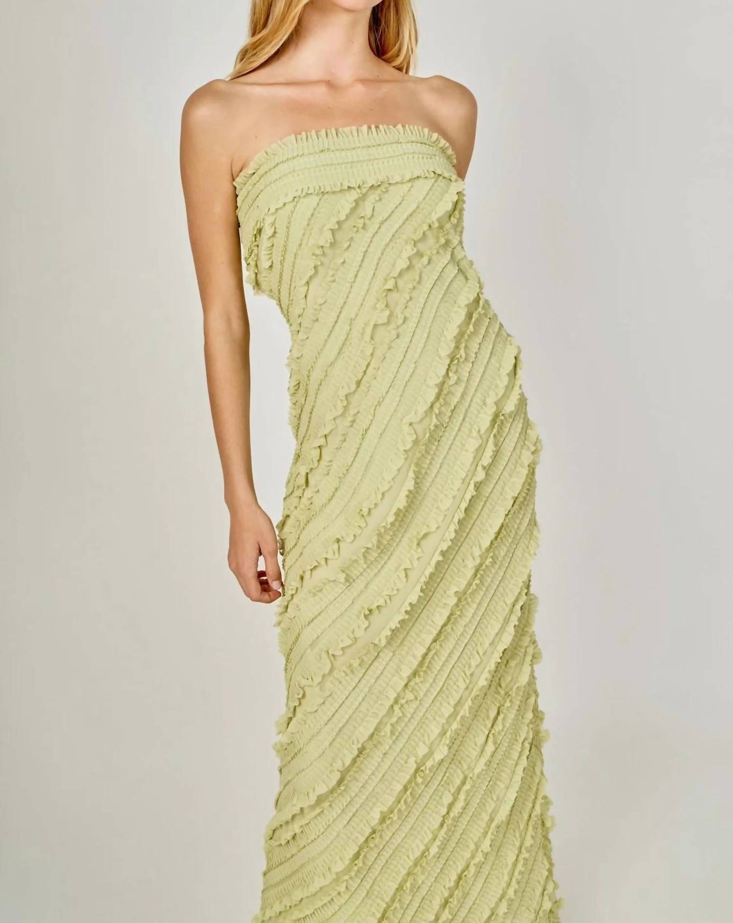 Endless Rose - Strapless Ruffled Maxi Dress