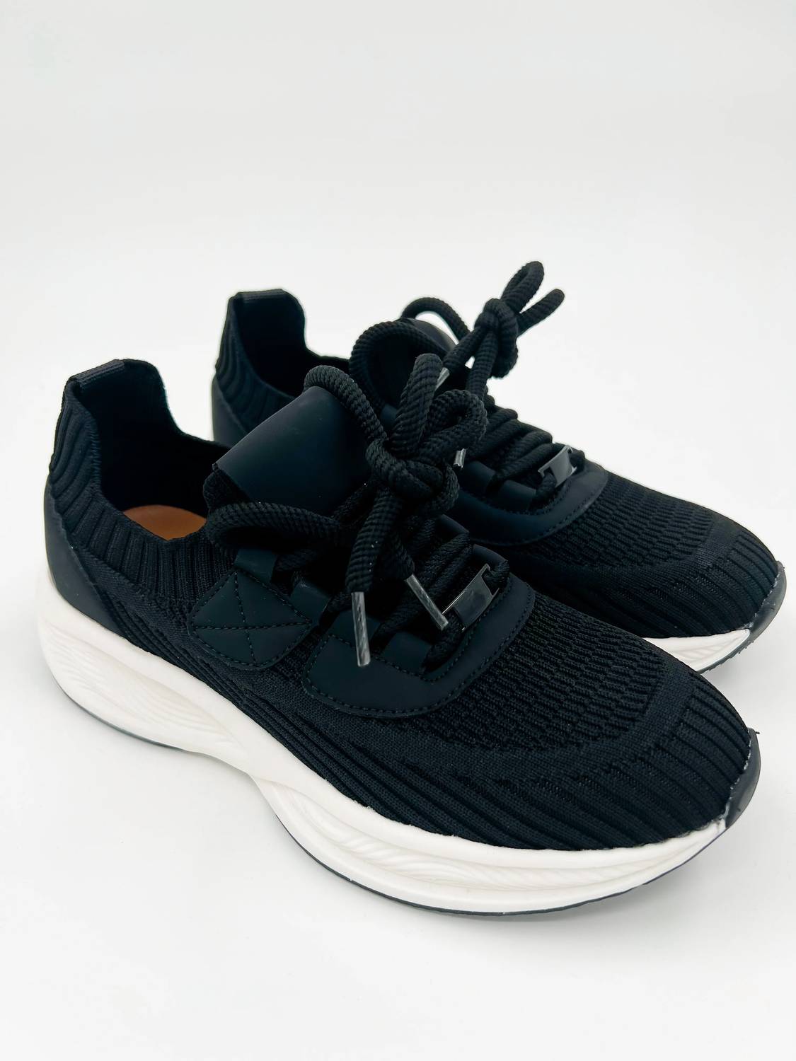Olem - Women's Everything Goes Mesh Sneakers