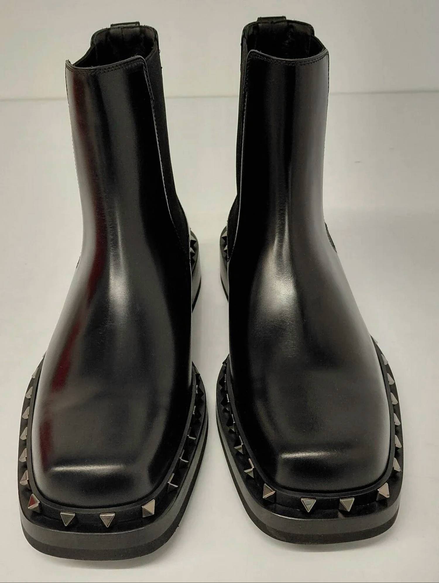 Valentino Garavani - Men's Rockstud Leather Ankle Boots