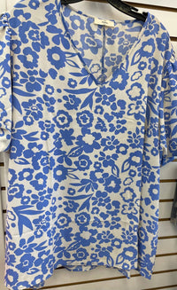 entro Floral Print Top in blue - women's blouse