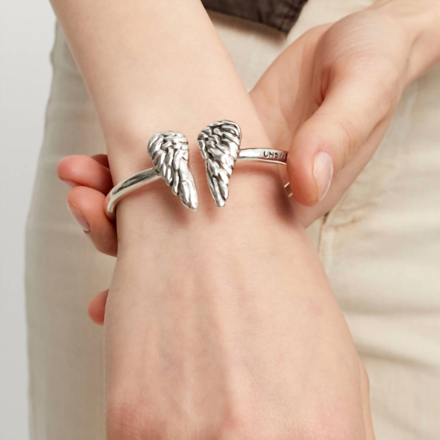 Unode50 - Women's Ser Invencible Bracelet