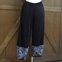 Inoah - Women's Print Ankle Pants