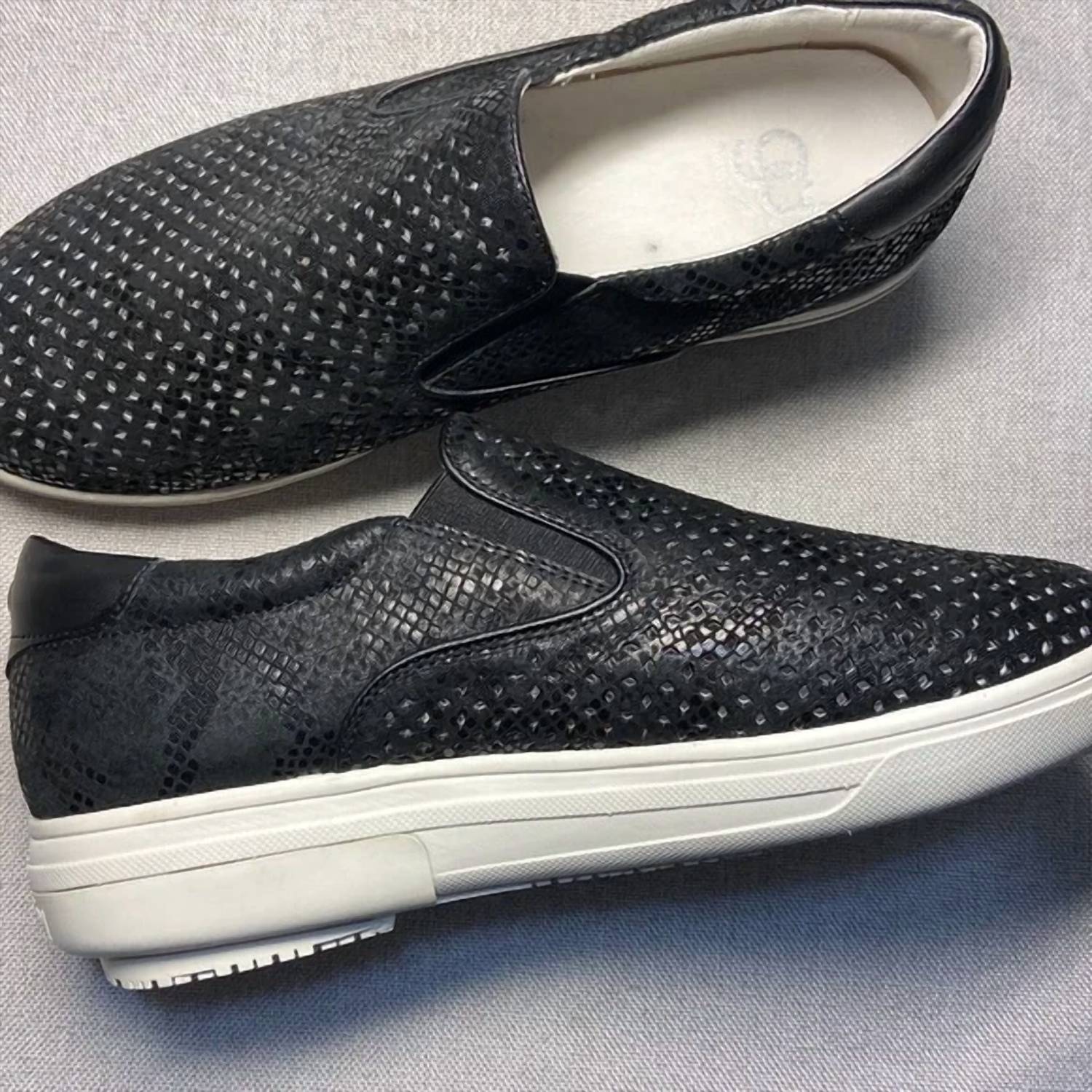 Gravity Defyer Women's Clara Shoe in black - women's flats - alternate view