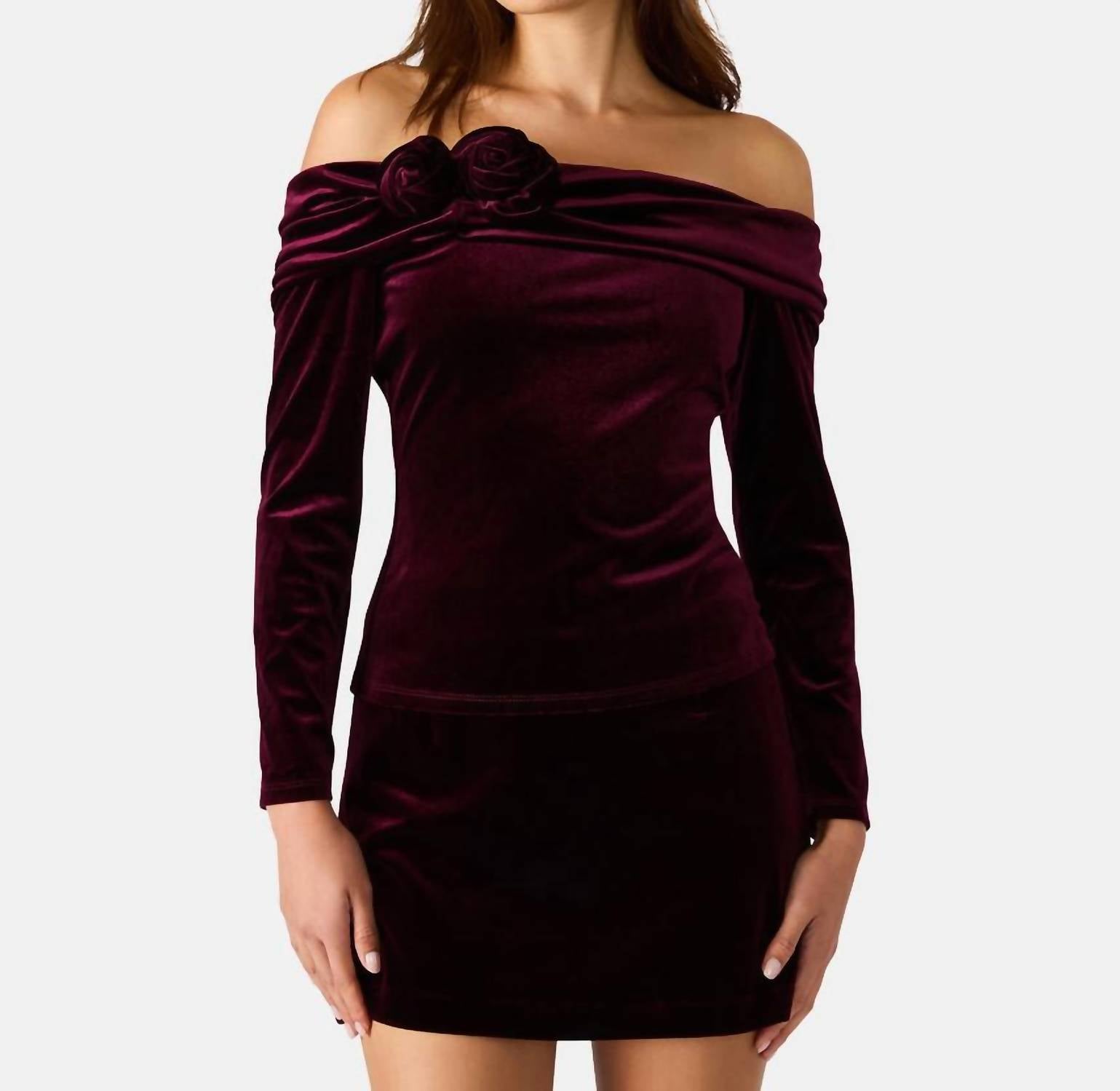 Steve Madden - Lici Long Sleeve Off-the-shoulder Top